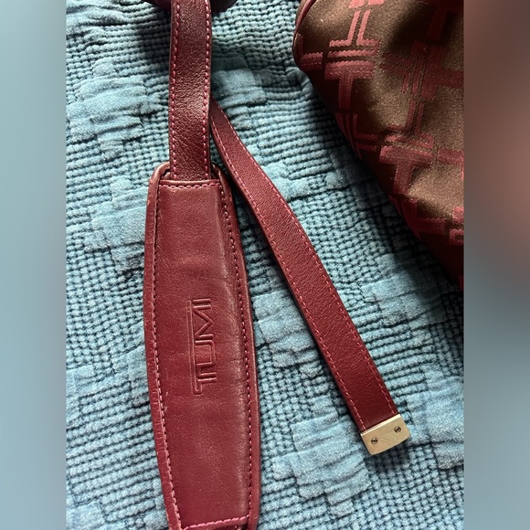 Tumi Laptop/Carry on Bag - Picture 4 of 8